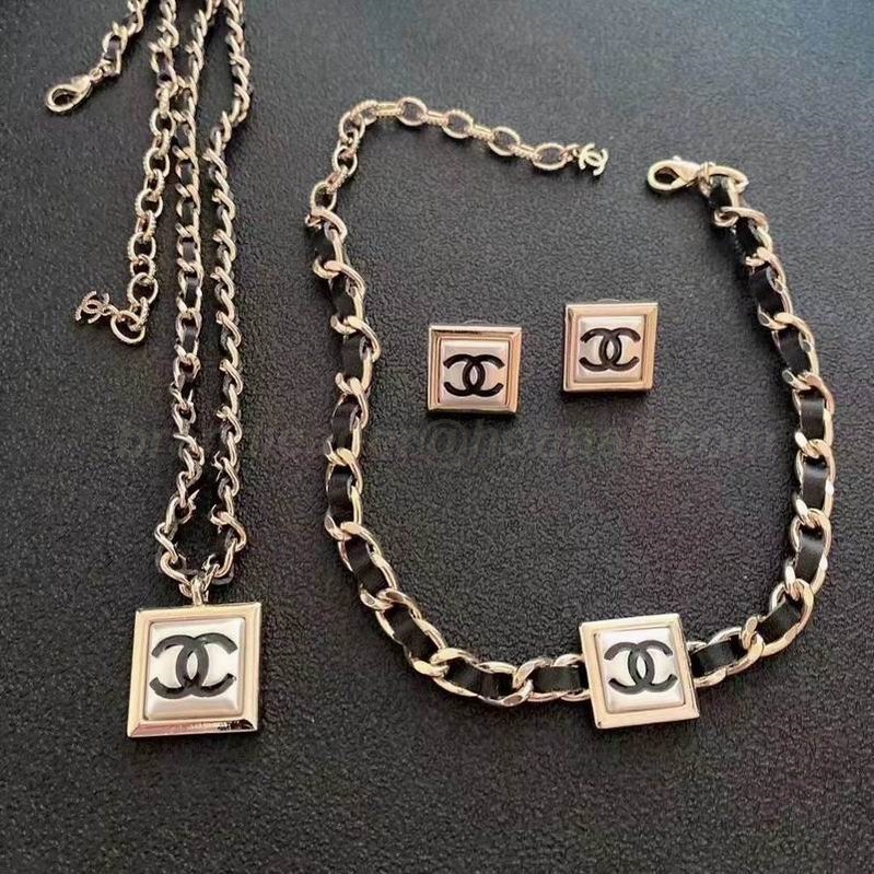 Chanel Sets 18